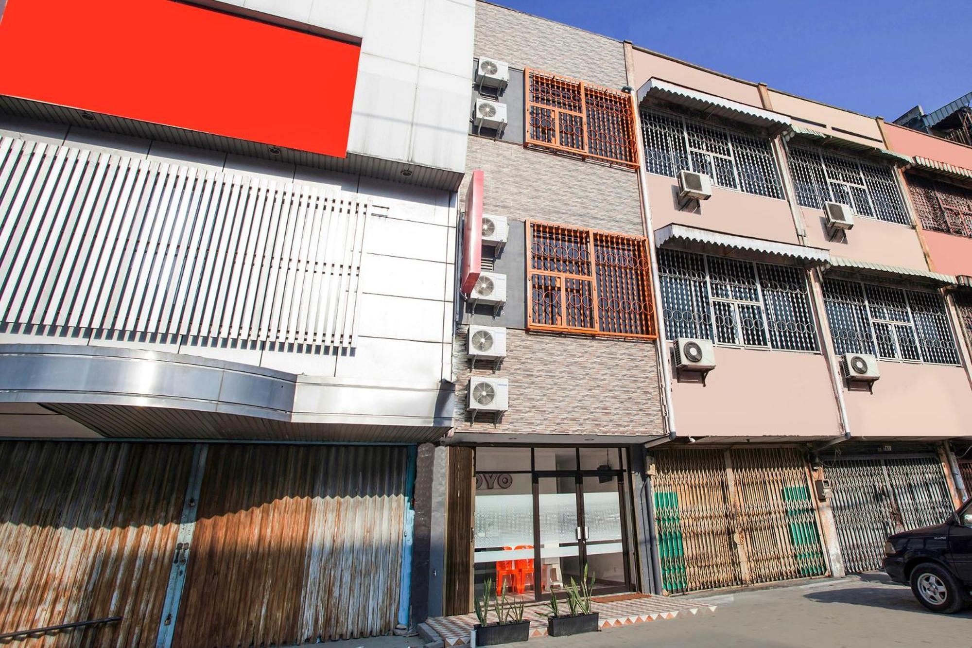 OYO 2720 Sutomo Inn Medan Exterior foto
